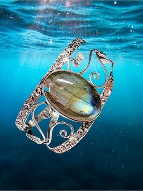 Huge fiery Labradorite 925 Bangle Cuff